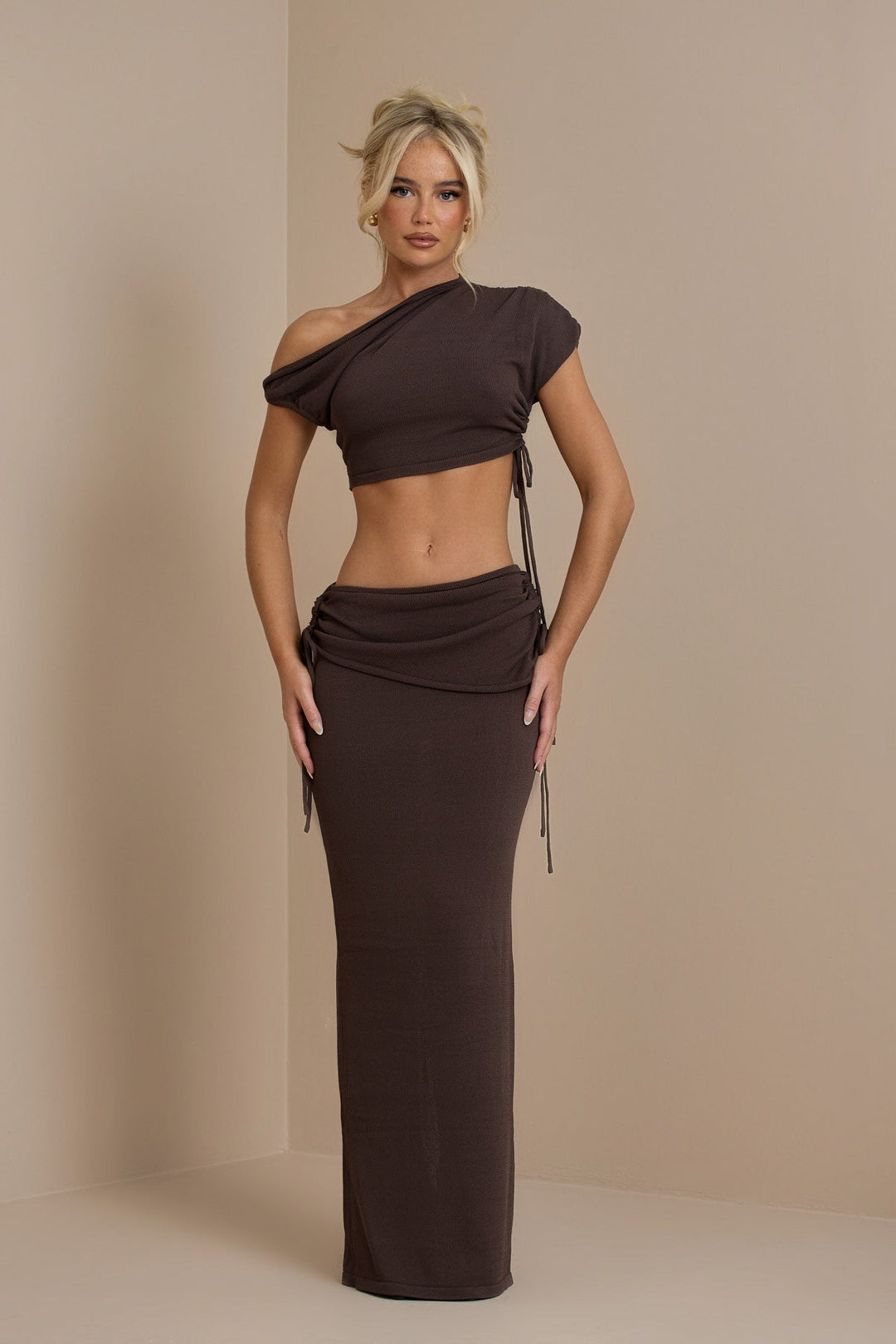 Women's Two-Piece Set Asymmetric One-shoulder Top with Maxi Skirt