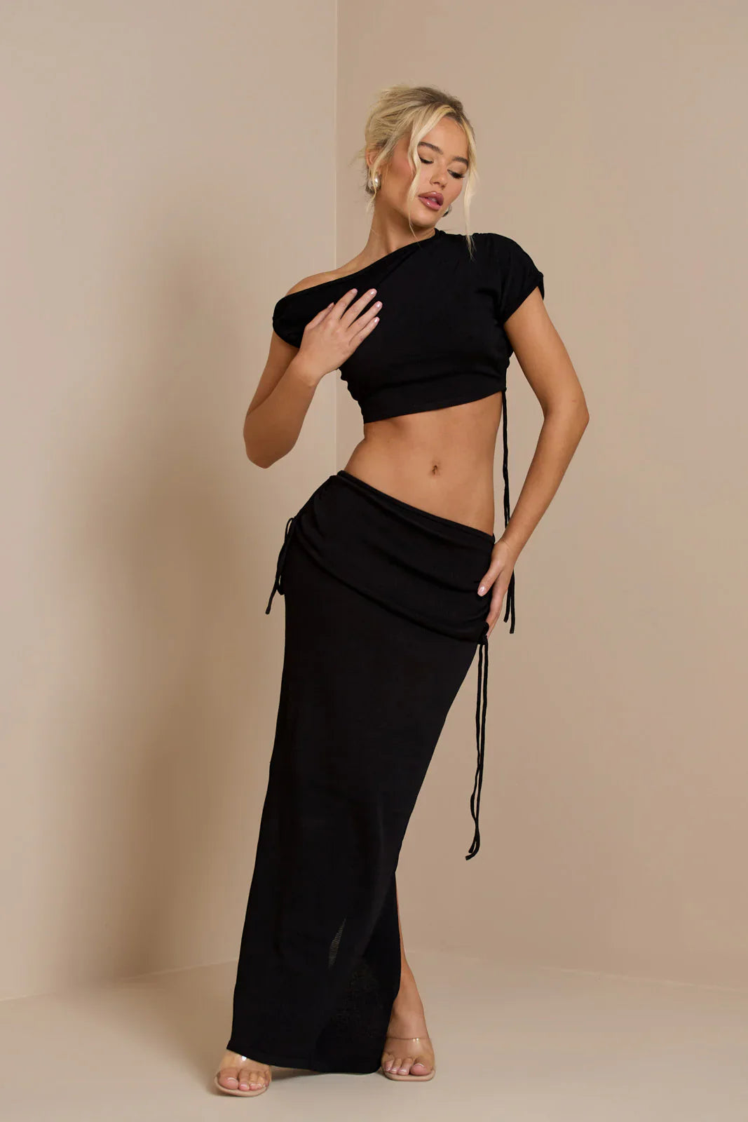 Women's Two-Piece Set Asymmetric One-shoulder Top with Maxi Skirt