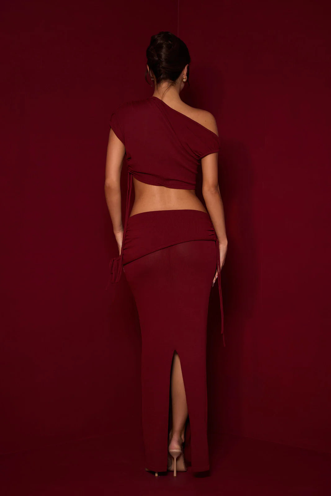 Women's Two-Piece Set Asymmetric One-shoulder Top with Maxi Skirt
