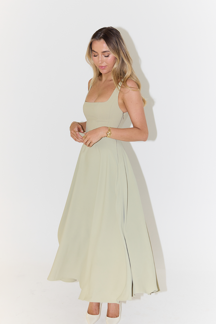 Women’s Sleeveless Square Neck Midi Cocktail Dress