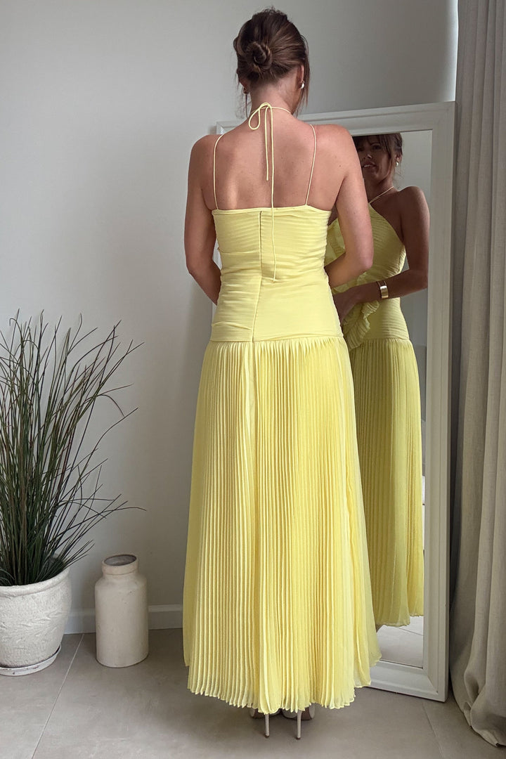 Women's Pleated Halter Neck Ruffle Maxi Dress