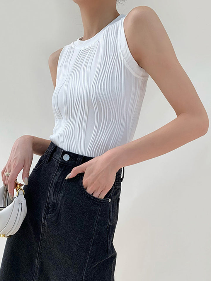 Women’s Sleeveless Textured Tank Top
