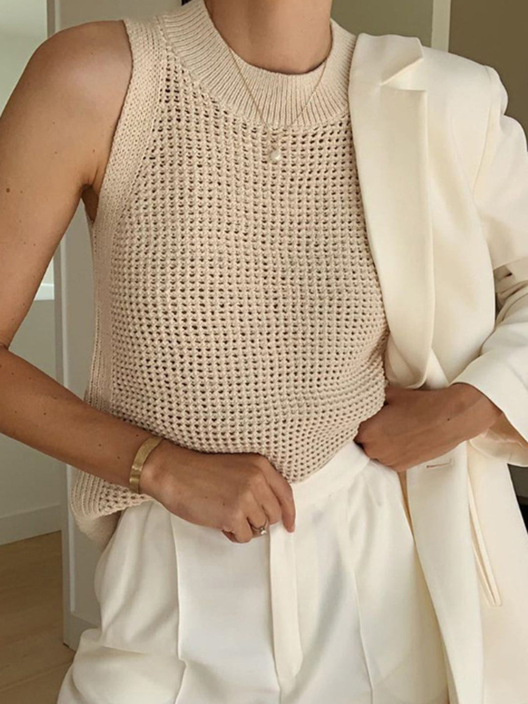 Women’s Open-Knit Sleeveless Textured Tank Top