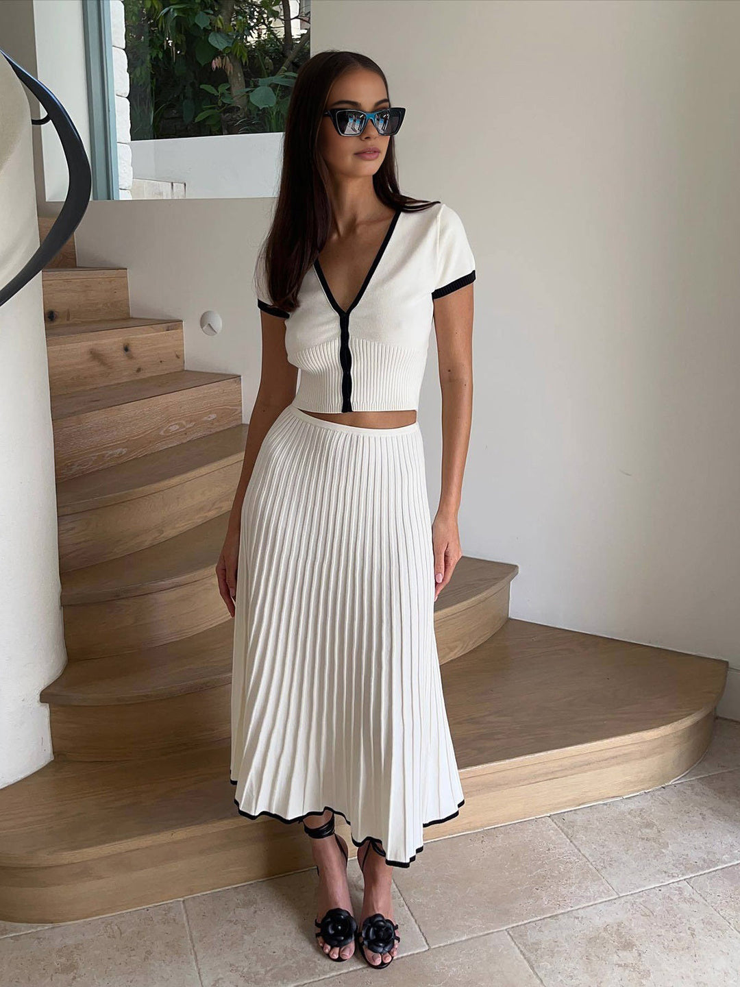 Women’s Minimalist Contrast-Trim Knit V-neck Top with Midi Pleated Skirt Set