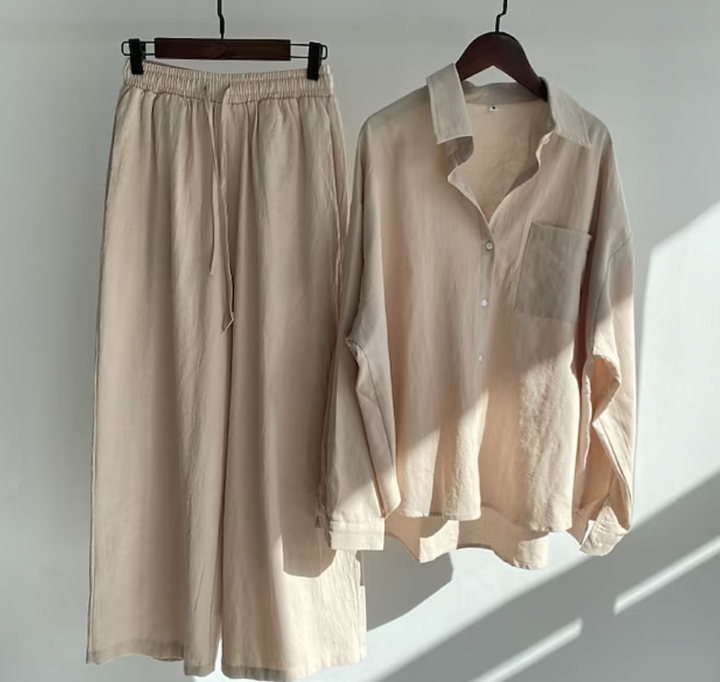 Women’s Two-Piece Set with Top and Trousers