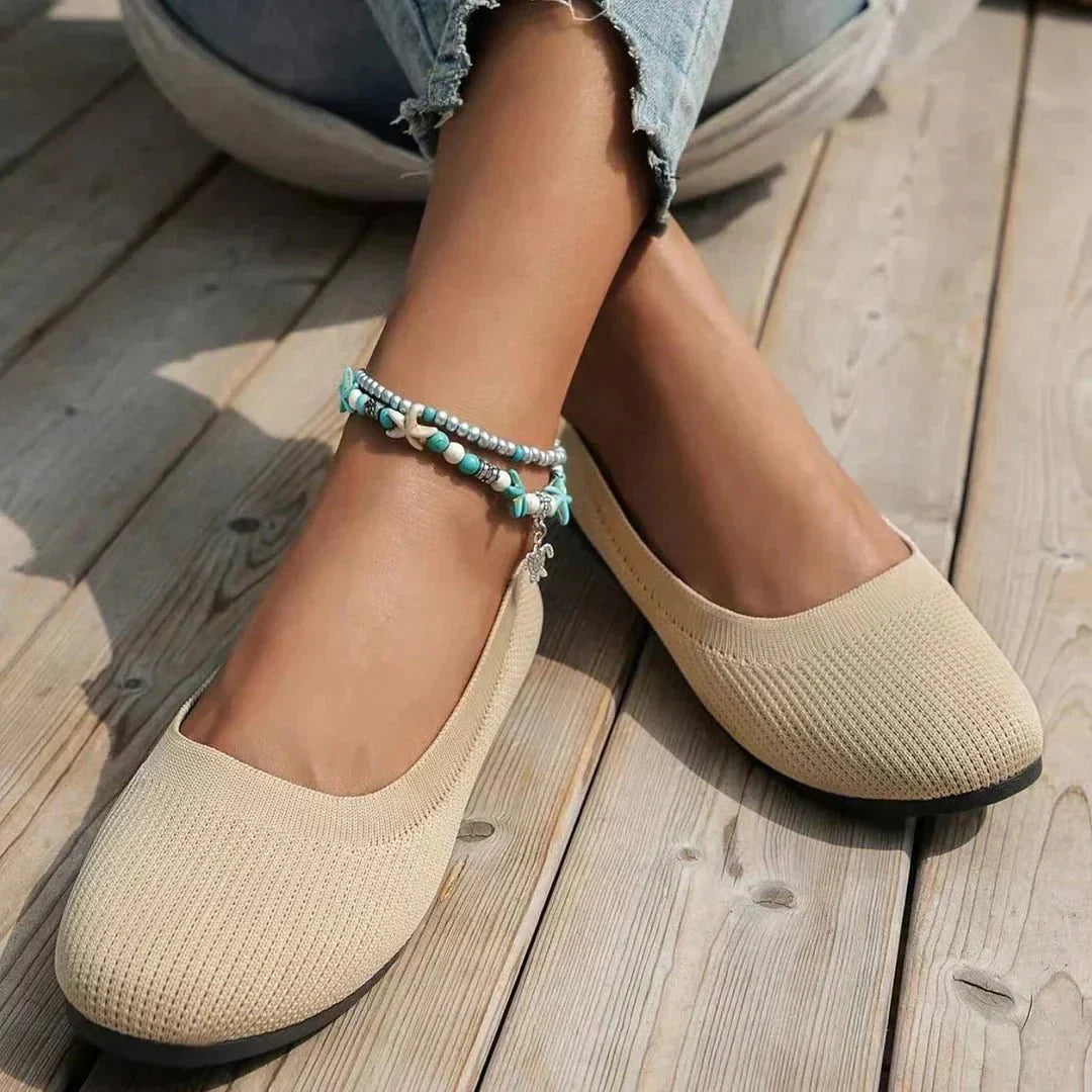 Women’s Closed-Toe Slip-On Flats with Low Sole