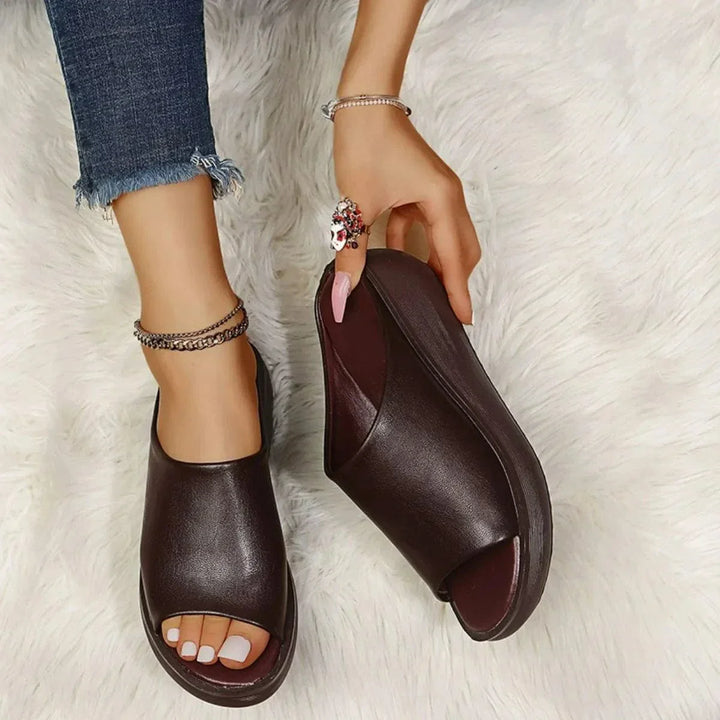 Women’s Open-Toe Platform Sandals with Flat Base